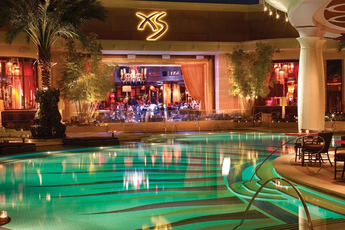 XS