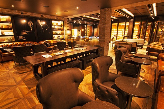 Montecristo Cigar Bar at Caesars Palace