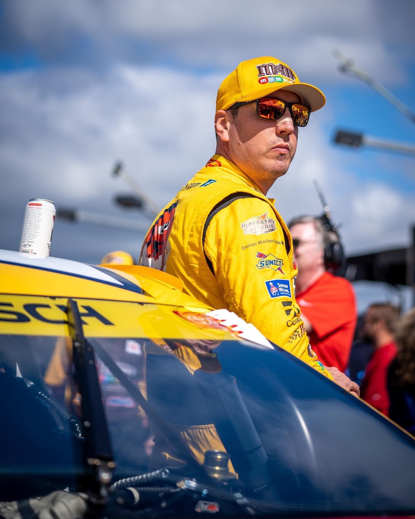 #3 Kyle Busch keeps it steady to make it to the round of 8