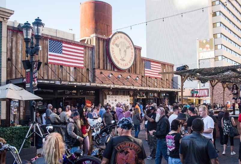 Hogs and Heifers Saloon