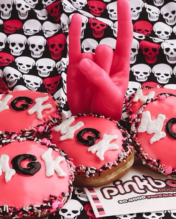 Win a chance to see Machine Gun Kelly