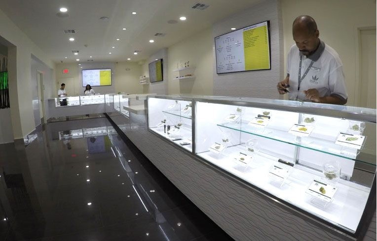 5 Dispensaries Near the Las Vegas Strip!