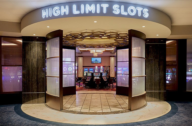 Here's What Being a High Roller Gets You At a Vegas Casino