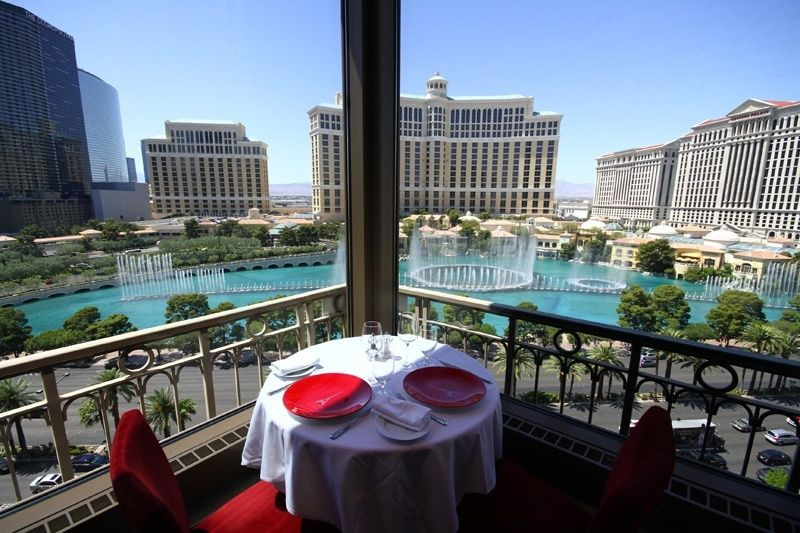 5 Las Vegas Restaurants With a View